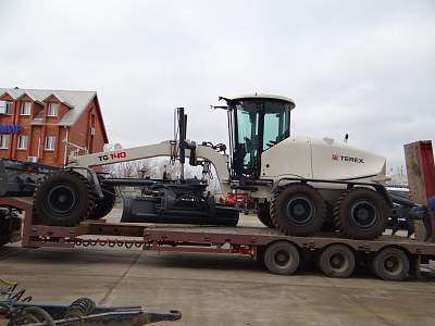 Автогрейдер Terex TG140