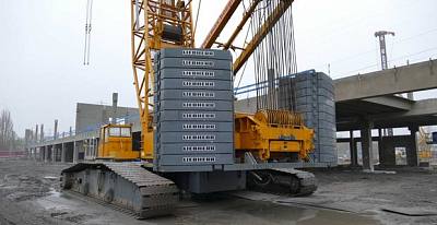 Аренда гусеничного крана кранLiebherr LR