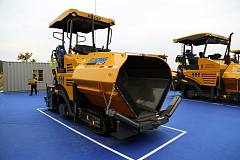 картинка Асфальтоукладчик XCMG RP403