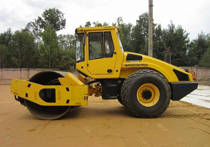картинка Грунтовый каток Bomag BW 213 D-4