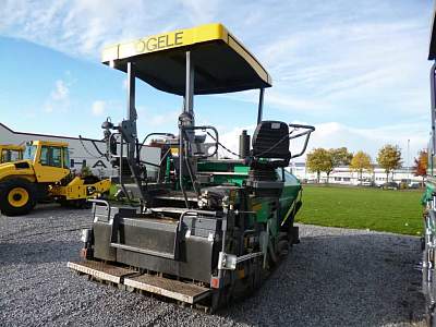 Асфальтоукладчик Vogele SUPER 1300-2