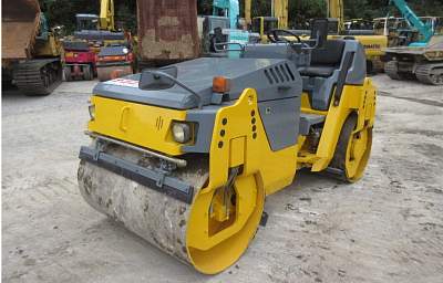 Дорожный каток SAKAI SW502-1