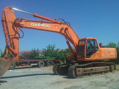 Гусеничный экскаватор DAEWOO SOLAR 290LC-V