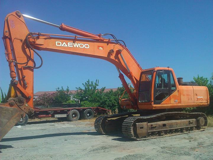 картинка Гусеничный экскаватор DAEWOO SOLAR 290LC-V