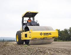 картинка Грунтовый каток Bomag BW 213 D-40