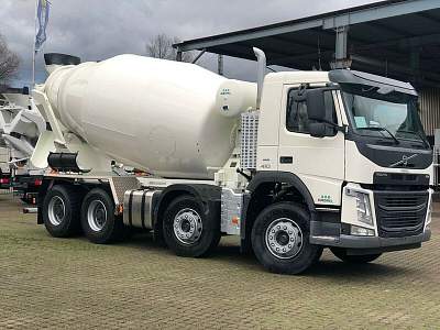 Автобетоносмеситель VOLVO FM 12