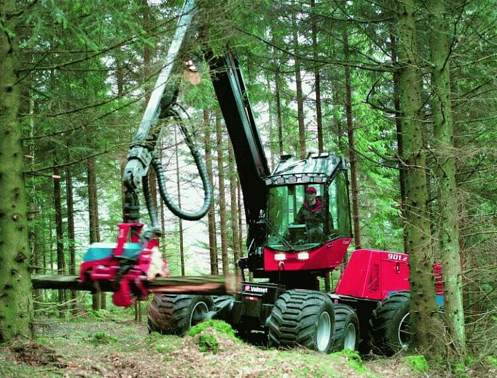 картинка Харвестер Valmet 901.1