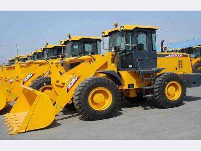 Фронтальный погрузчик XCMG LW300F